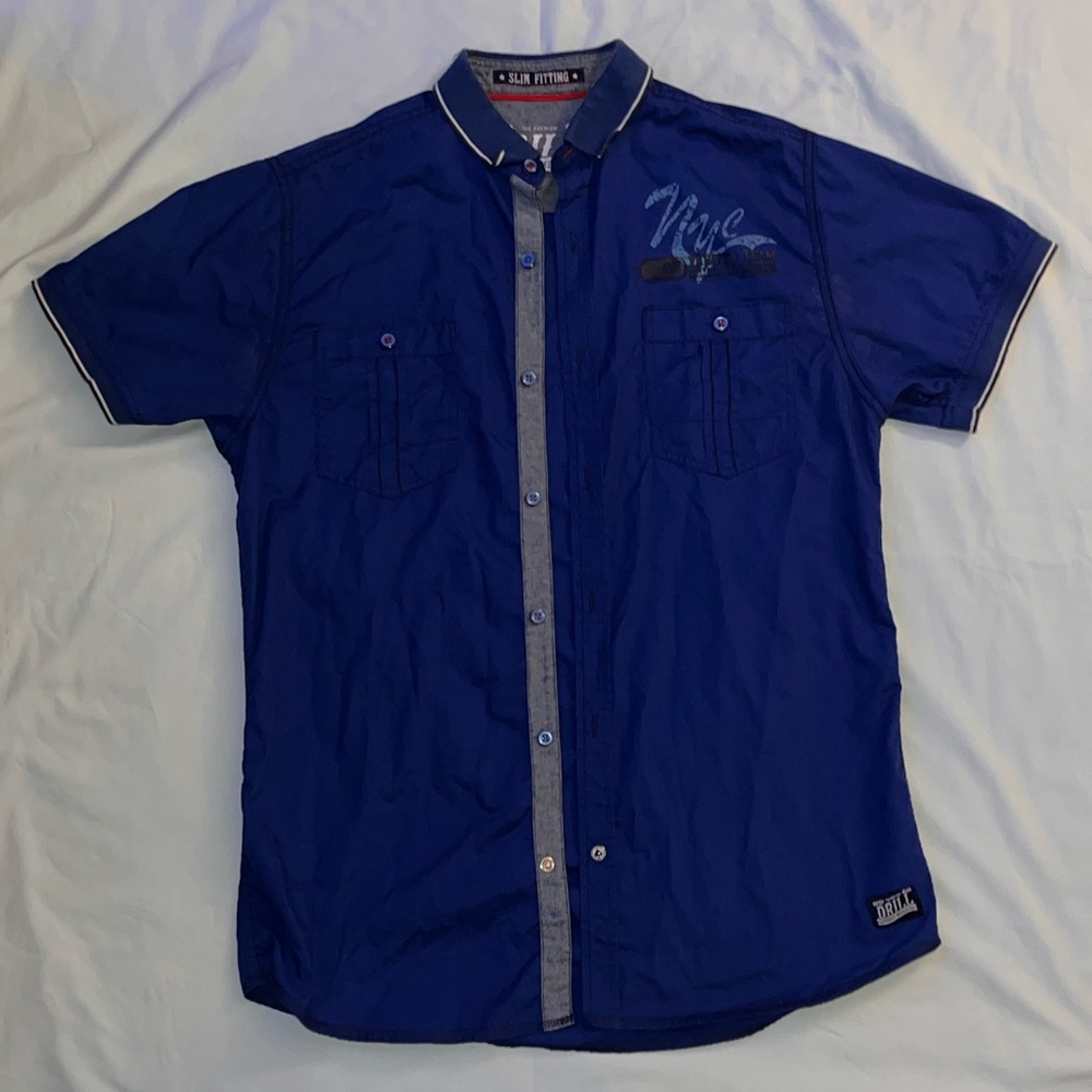 Blue Casual Button Down Shirt with Modern Twist